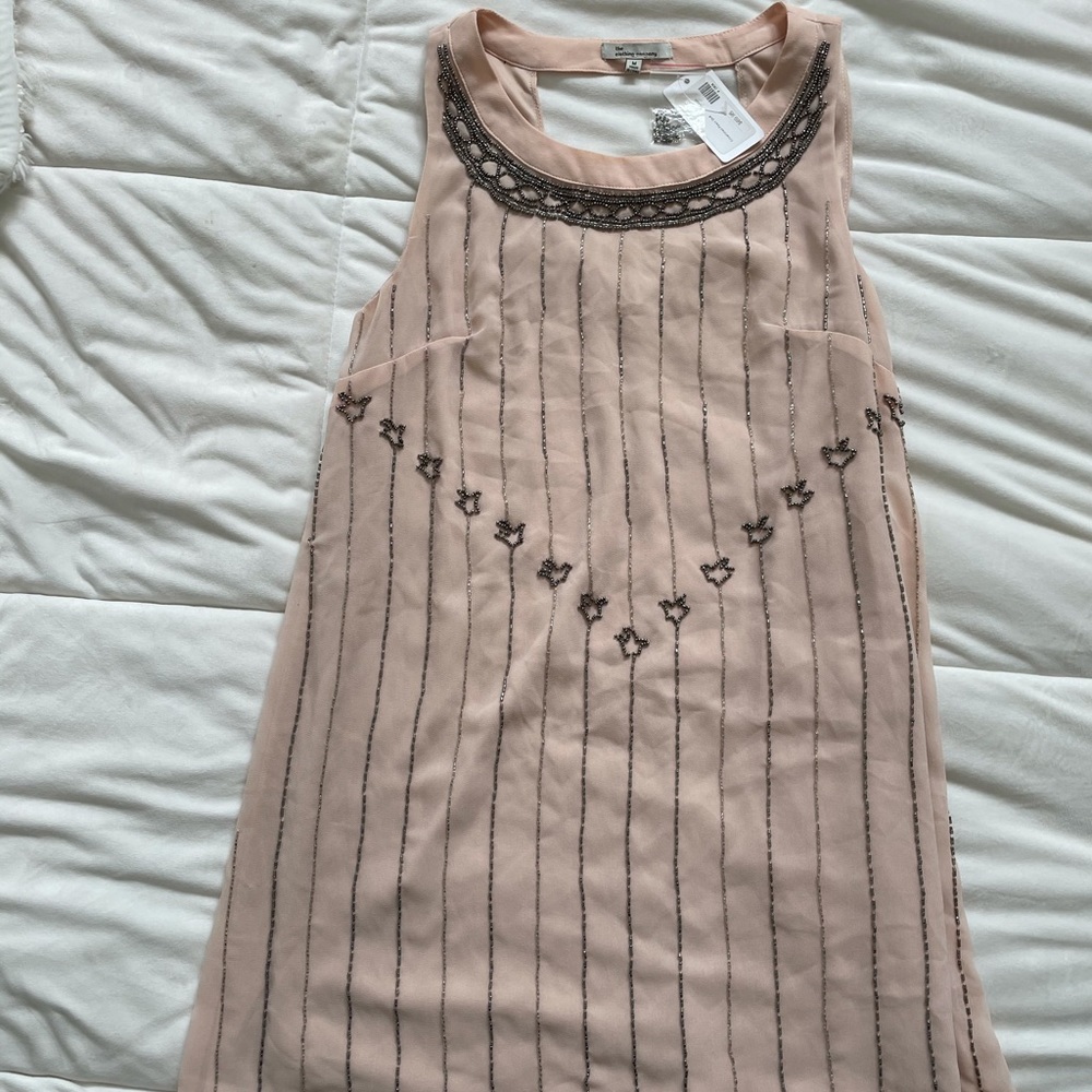 Size medium pink dress tags still on!